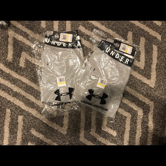 SALE NWT Under Armour Favorite Leggings - Picture 8 of 8